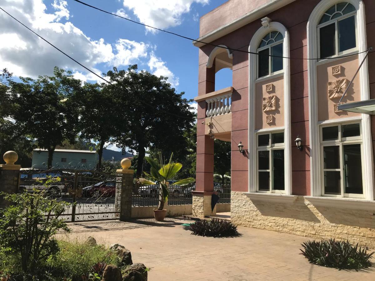 山同青旅背包客棧 Hostel Puli Ngoại thất bức ảnh